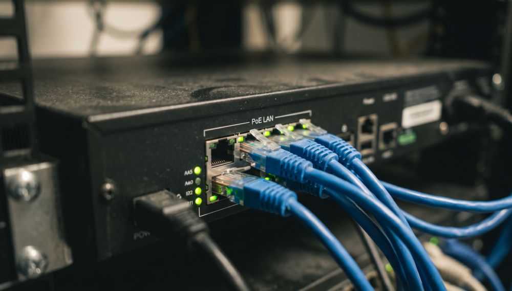 Комплект st на 2 цилиндрические ip камеры 2мп №2 12 Комплект st на 2 цилиндрические ip камеры 2мп №2