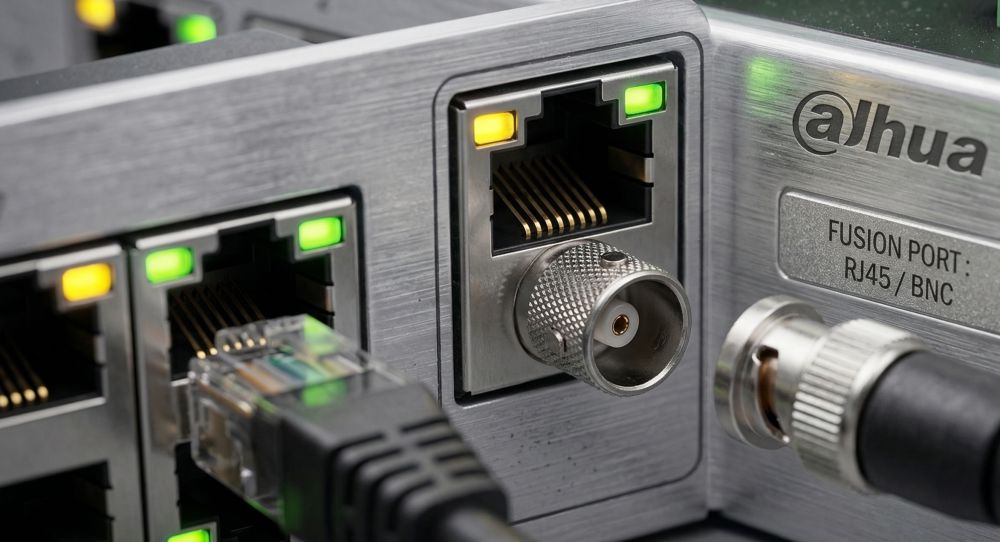 Dh-lr2110-8et-120 — 8-портовый коммутатор epoe (передача на большие расстояния) 6 Передача данных и питания epoe до 800 метров