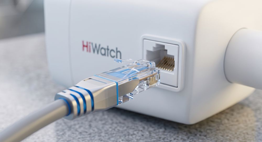 Комплект hiwatch на 4 ip камеры 4мп на базе ds-i450m(c) 12 Простое подключение poe одним кабелем