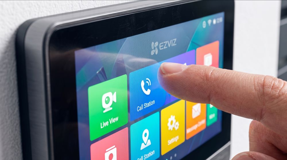 Комплект умного wifi видеодомофона с установкой 15 Сенсорный монитор ezviz hp7